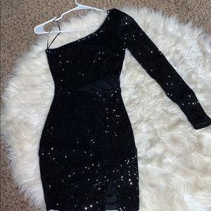 Black one shoulder body con dress